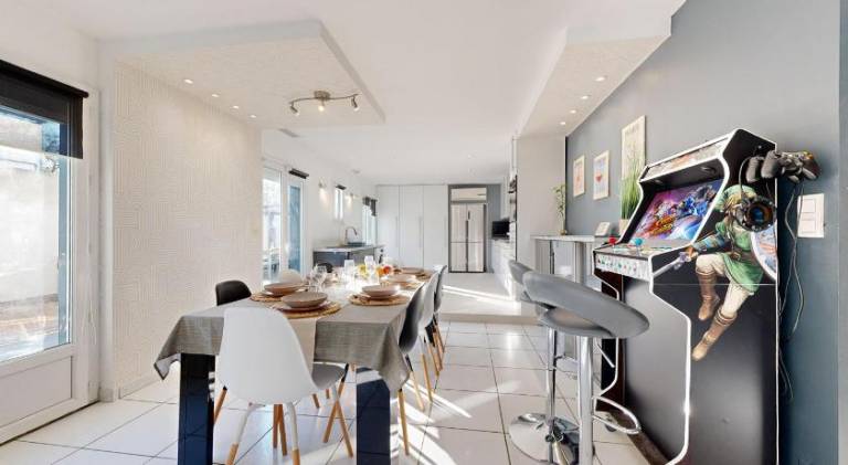 Ample villa with pool | Pet-friendly — photo 4