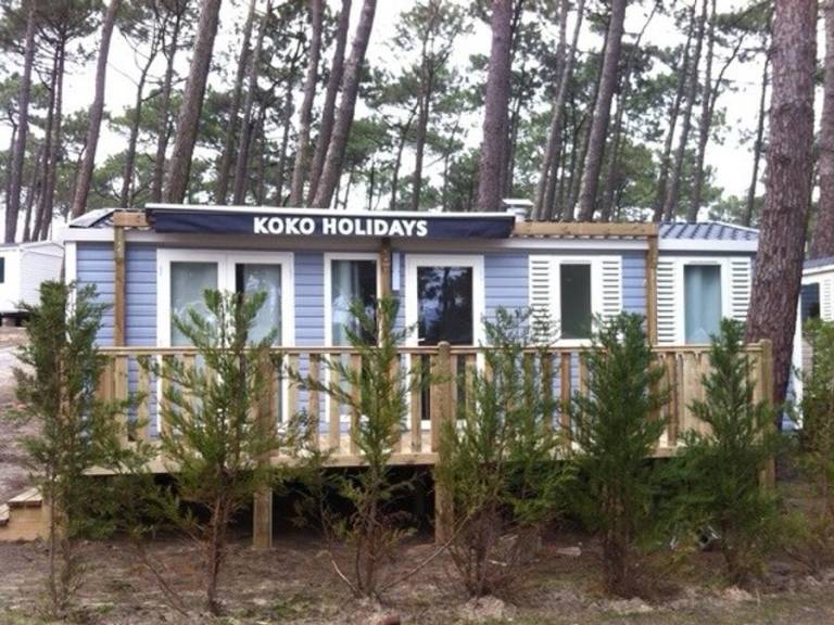 Mobile home with heated pool — photo 4