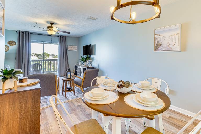 Walk to Beach: Condo w/ Balcony in PCB! — photo 5