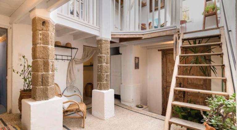 House with patio | Close to the beach | Suitable for remote work | Pets allowed in Rhodes