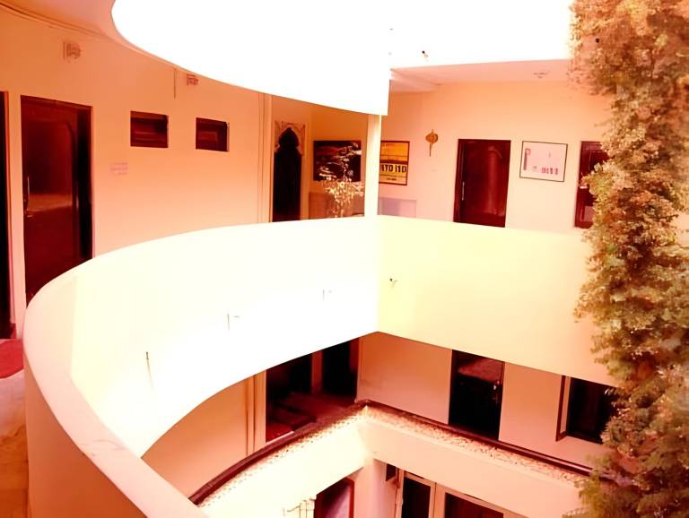 Hotel Mewar Inn in Udaipur