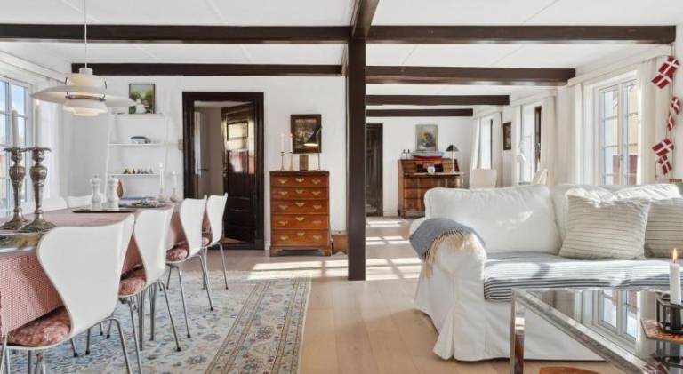 Spacious vacation home | Beach nearby | Pets allowed — photo 4