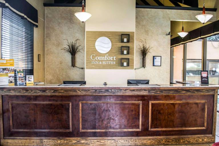 Comfort Inn & Suites Beaverton - Portland West — photo 4