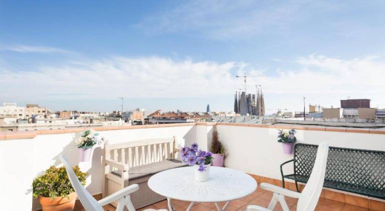 Holiday apartment | Next to Sagrada Família | Pets are welcome in Barcelona