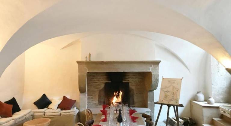 Holiday apartment with terrace, barbecue & yard — photo 4