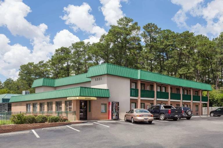 Motel  Columbia