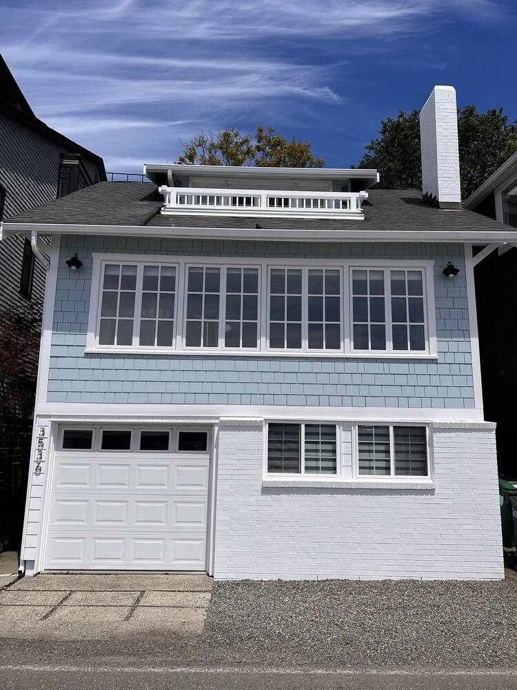 House  Burien
