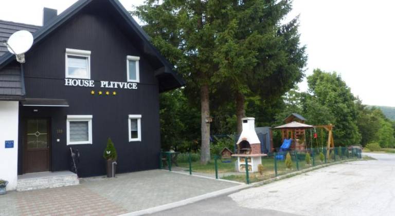 Beautiful vacation home | Pet-friendly in Plitvicka Jezera