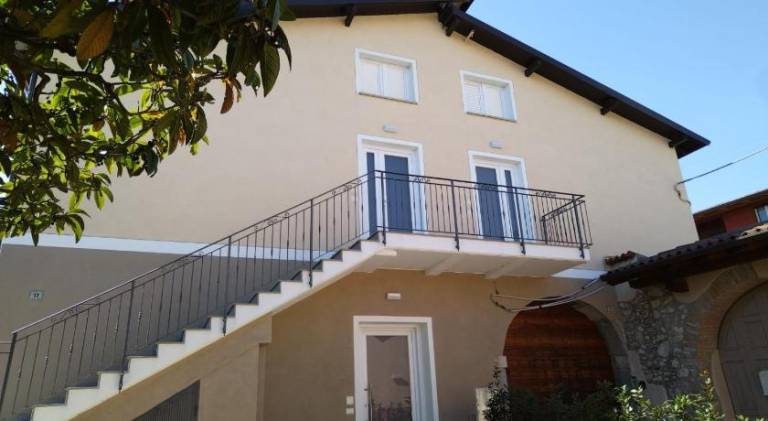 Beautiful house with yard | Pets are welcome in San Felice del Benaco