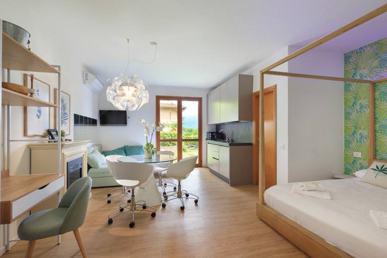 Pleasant rental apartment with yard | Pet-friendly in Stresa