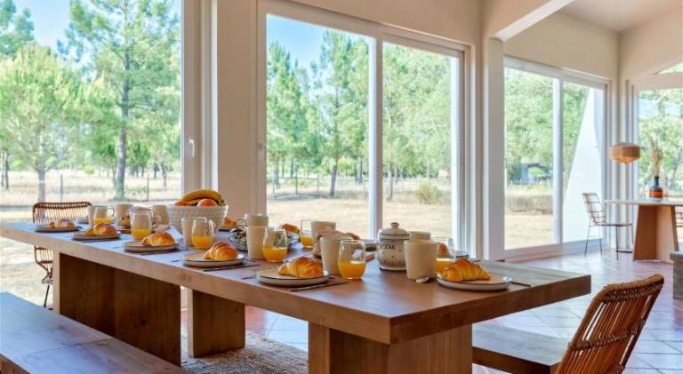 Fully equipped beautiful house with private pool, barbecue & yard | Pets allowed — photo 3