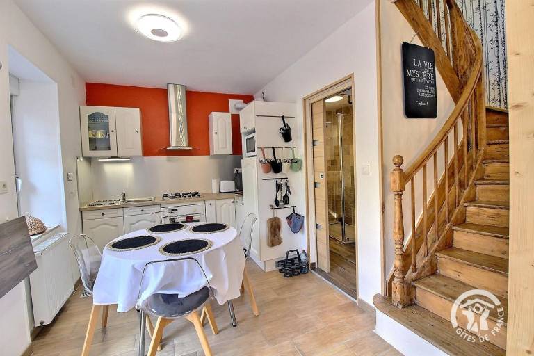 Gite with patio — photo 2