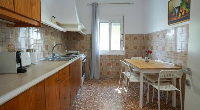 Rental apartment with yard & terrace — photo 4