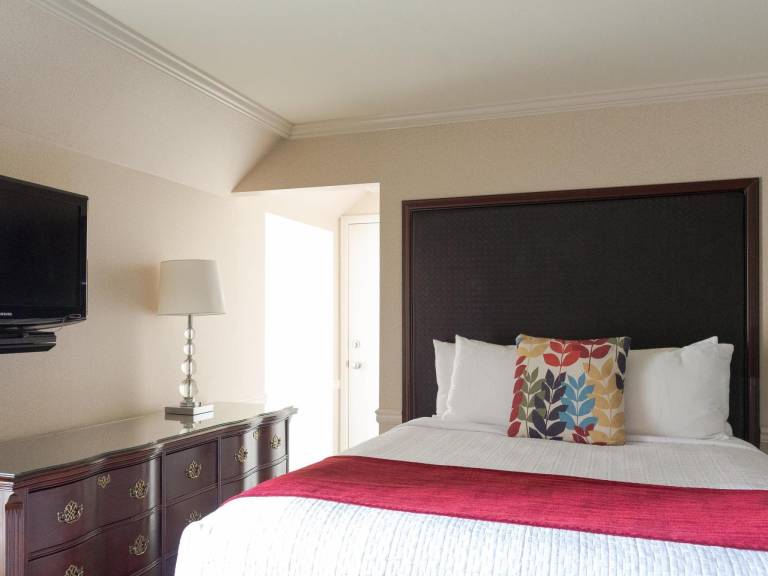 Wingate by Wyndham Bellingham Heritage Inn