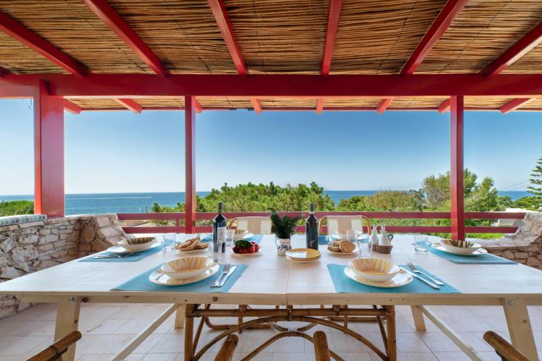 Apartment with terrace & yard in Gagliano del Capo