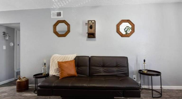 Rental apartment with 1 room for 3 persons in Houston, TX