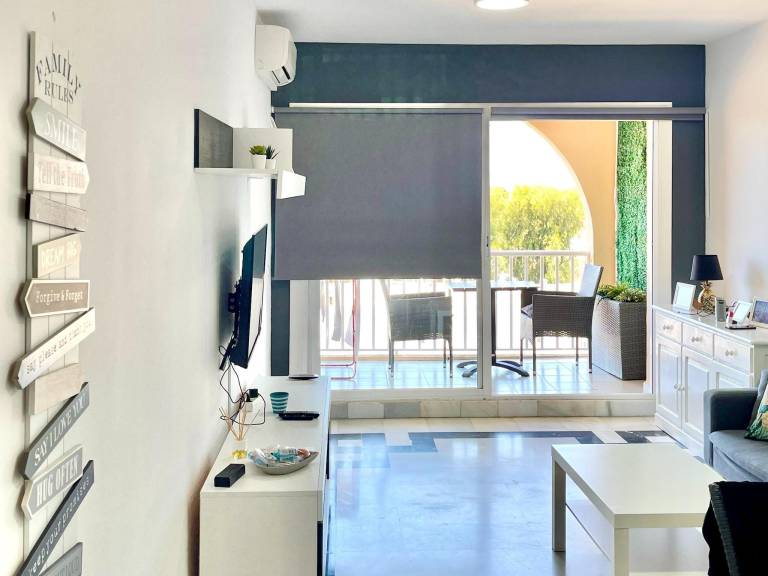 Charming holiday apartment with yard, patio & pool | Next to the beach | Pet-friendly — photo 3