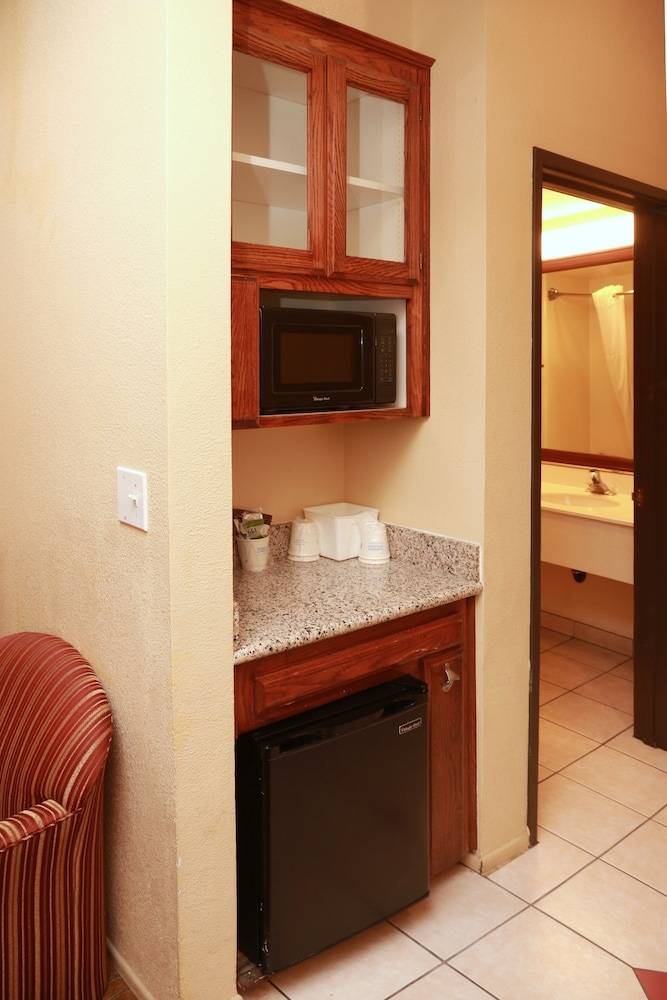 Motel West Fresno