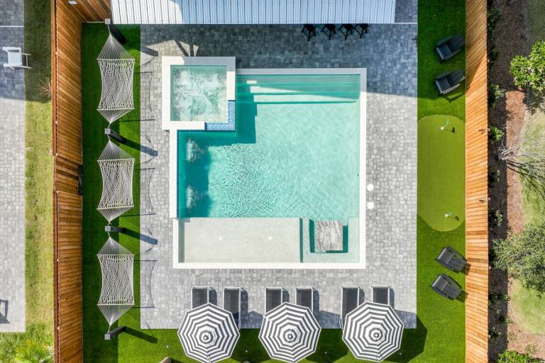 HGTV-Inspired Beach House 3-minute to the Beach! in Destin, FL