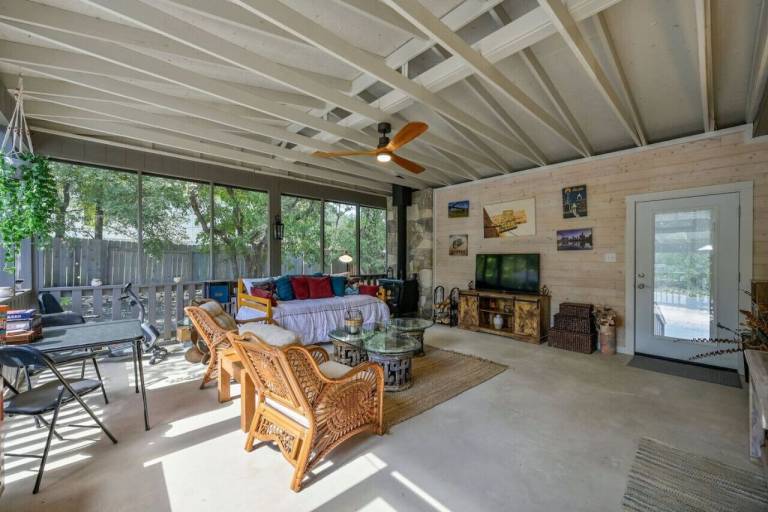 House Austin Lake Hills
