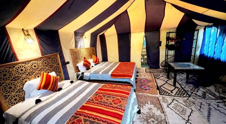 Nice tent with patio, pool & garden | Dogs allowed in Rissani