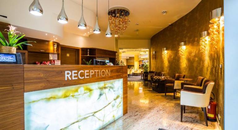 WELLNESS HOTEL LOWE in Trnava