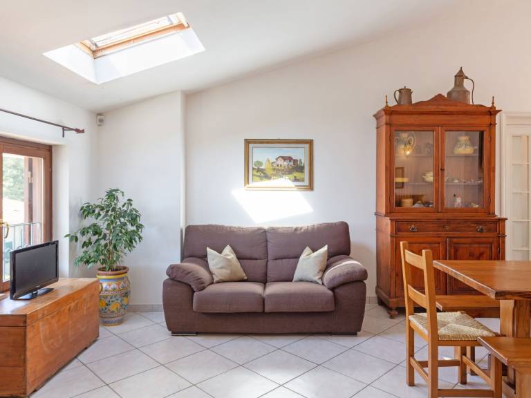 Children-friendly apartment | Mountain view | Beach nearby | Pets are welcome — photo 4