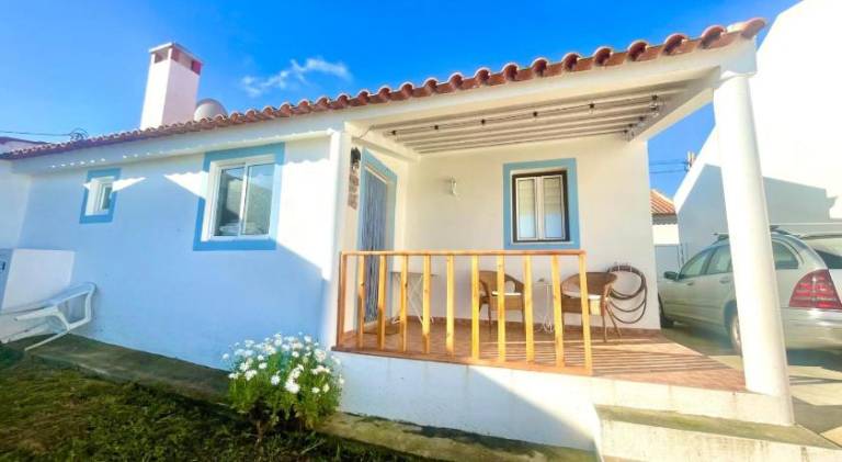 Fully equipped house with terrace & garden | Pets are welcome in Setubal
