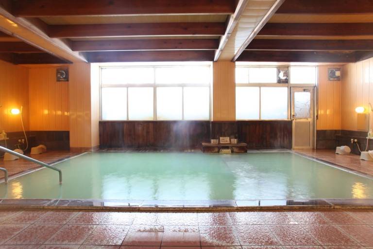 Suzurikawa Hotel in Yamanouchi