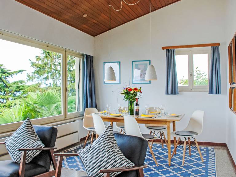 House with private pool, barbecue & yard | Mountain view — photo 4