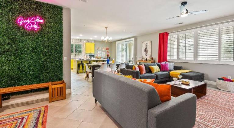 Vacation home with pool & jacuzzi | Dogs allowed — photo 4