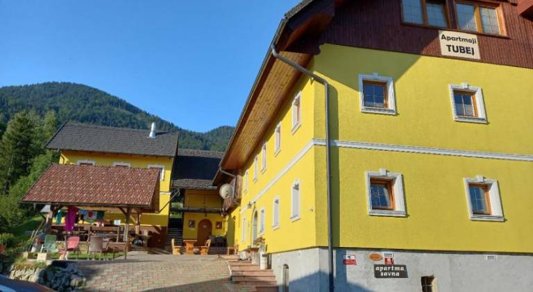 Prenočišče z zajtrkom Bača pri Podbrdu