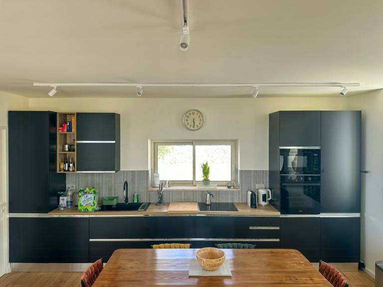Children-friendly charming house with terrace, yard & private pool | Water view | Dogs allowed — photo 3