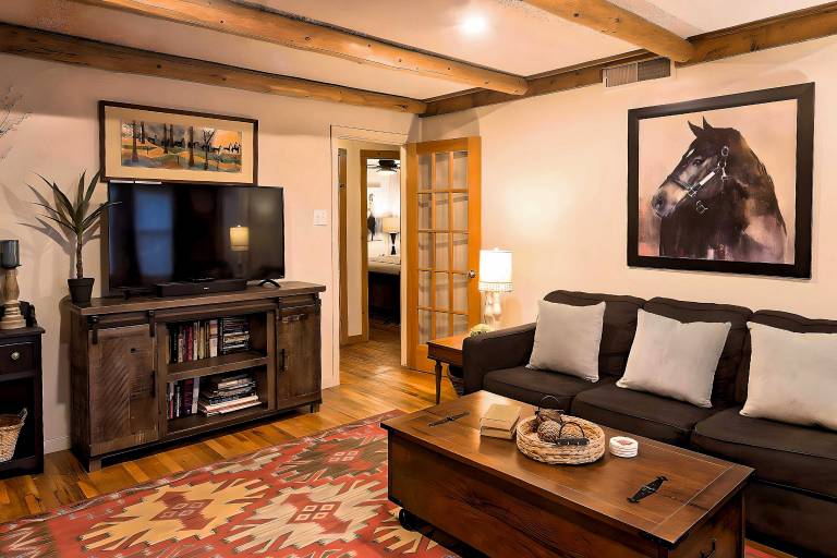 Pet-Friendly Clovis Home: Yard, Pergola & Hot Tub — photo 4