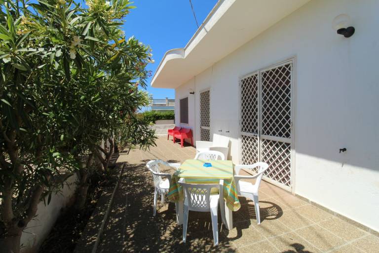 House with 2 rooms for 6 persons — photo 3