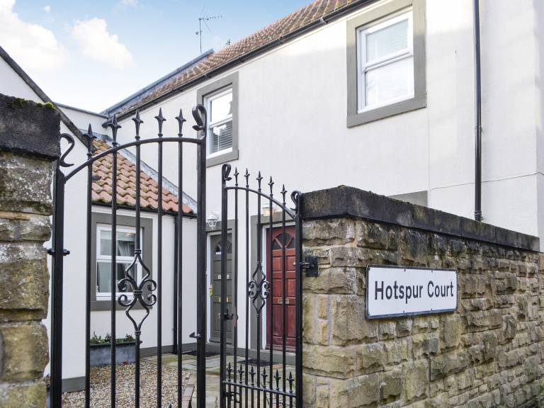 Cottage Amble