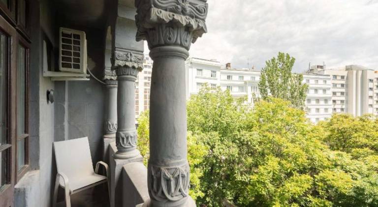 Romanian Athenaeum Flat - Refined 3BR Steps from Calea Victoriei — photo 5