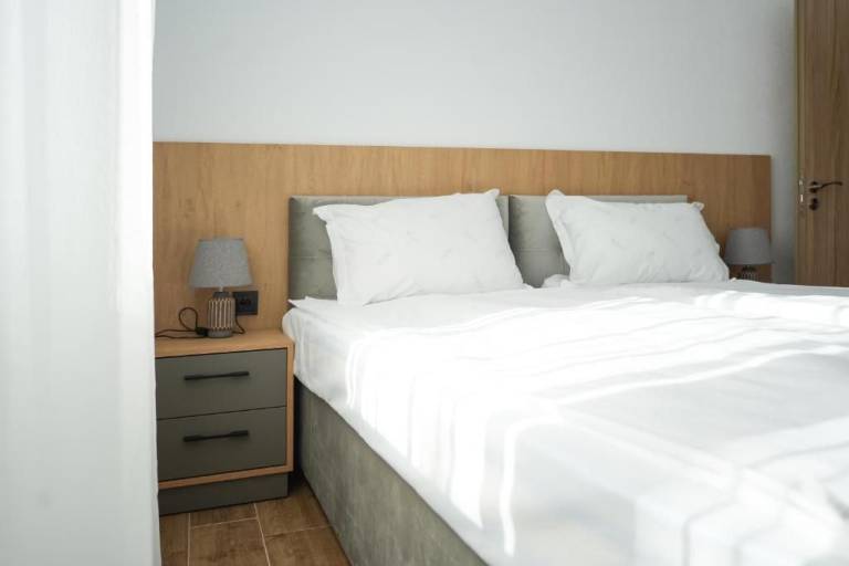 2 Bed Apt - Sleeps 4, Terrace & Pet Friendly in Sandanski