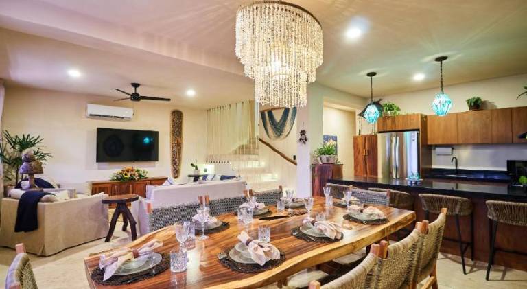 Spacious & Comfy Penthouse Oasis with Plunge Pool — photo 2