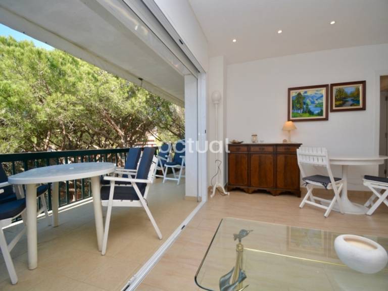 Apartment with yard in Castell-Platja d'Aro
