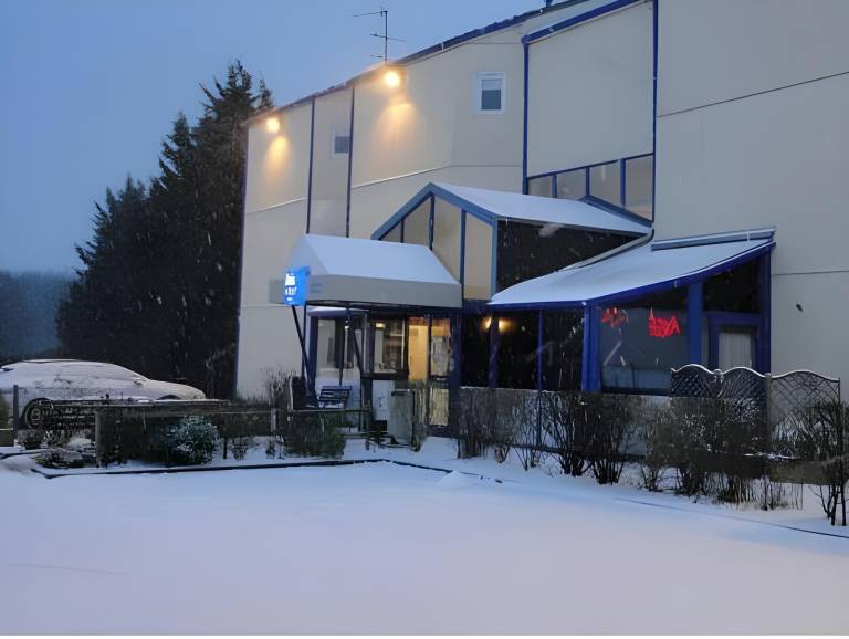 Ibis Budget Caen Memorial in Saint-Contest