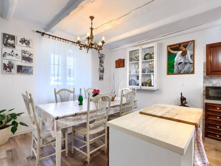 Vacation home with terrace & barbecue | Beach nearby | Dogs allowed — photo 3