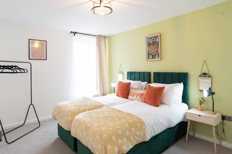 Rental apartment with 2 rooms for 6 persons — photo 2