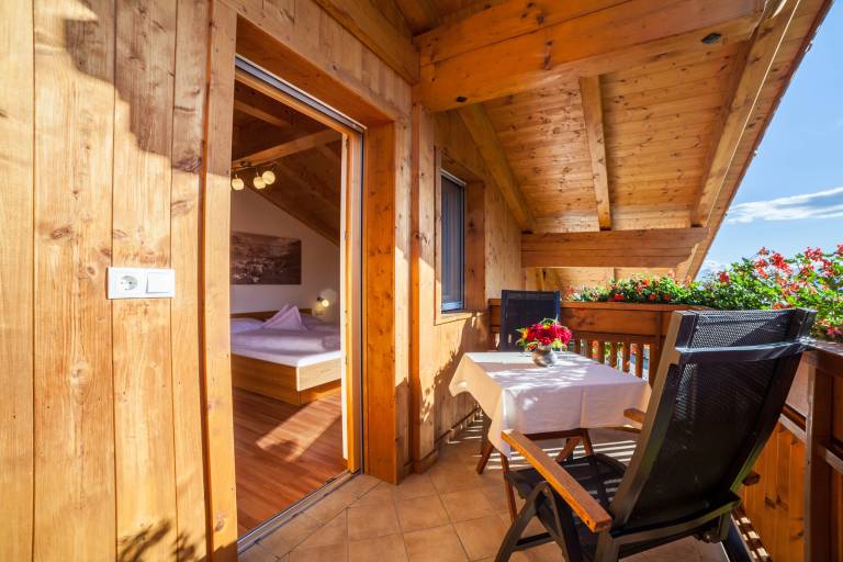 Apartment “Tonigbauernhof Blumenwiese” with Mountain View, Balcony & Wi-Fi — photo 2