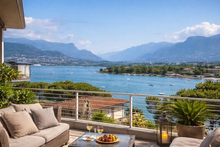 Fully equipped lovely villa with yard, pool & BBQ | Next to the beach | Suitable for remote work | Pets allowed — photo 3