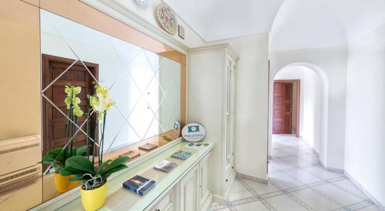 B&B Marcantonio - Ischia Ponte — photo 4