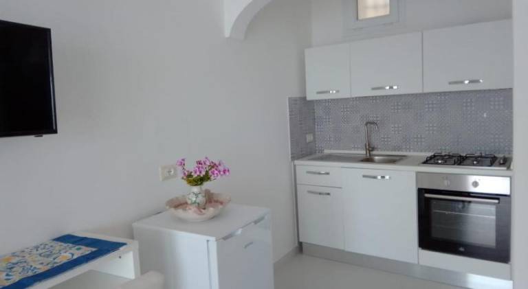 Lovely vacation home with patio | Close to the beach | Perfect for remote work | Pets allowed — photo 5