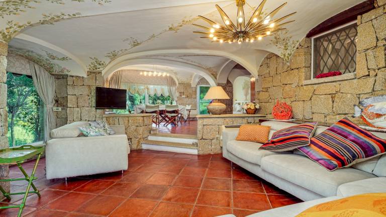 Family-oriented beautiful villa with yard, BBQ & private pool | Close to the beach | Pets are welcome — photo 4