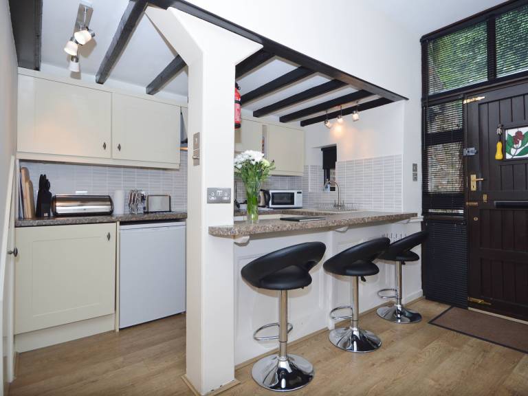 Children-friendly beautiful cottage with yard | Dogs allowed — photo 3