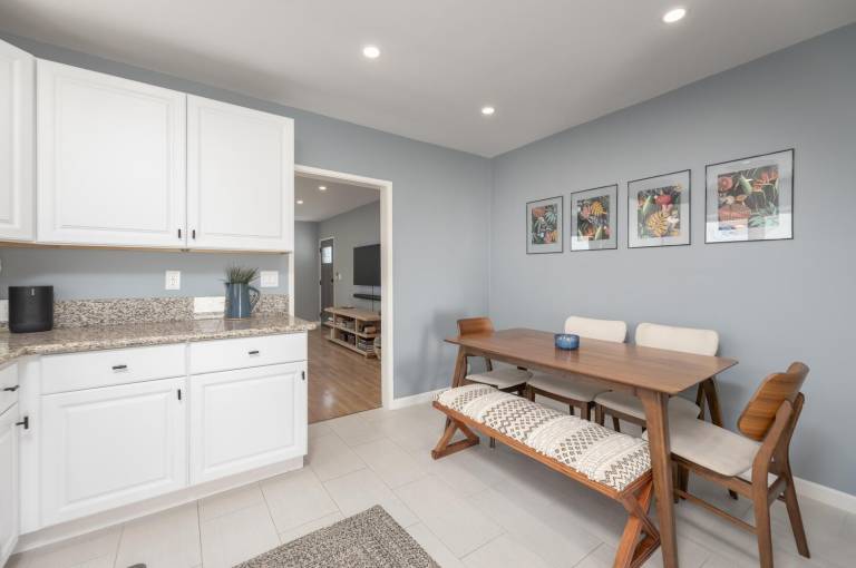 Children-friendly charming vacation home with yard | Pets are welcome — photo 4